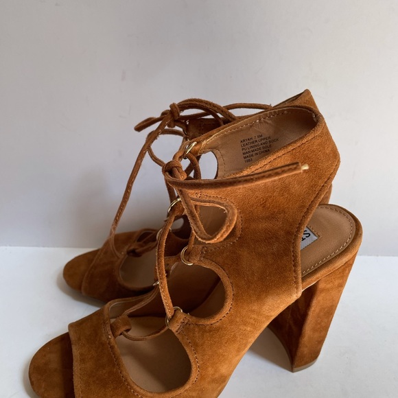 Steve Madden Aryah Sandals Size 7 - Picture 3 of 6